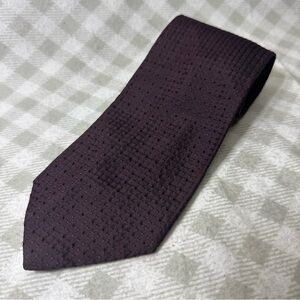 HUGO BOSS BURGUNDY GEOMETRIC WOVEN 100% ITALIAN SILK NECK TIE 58”